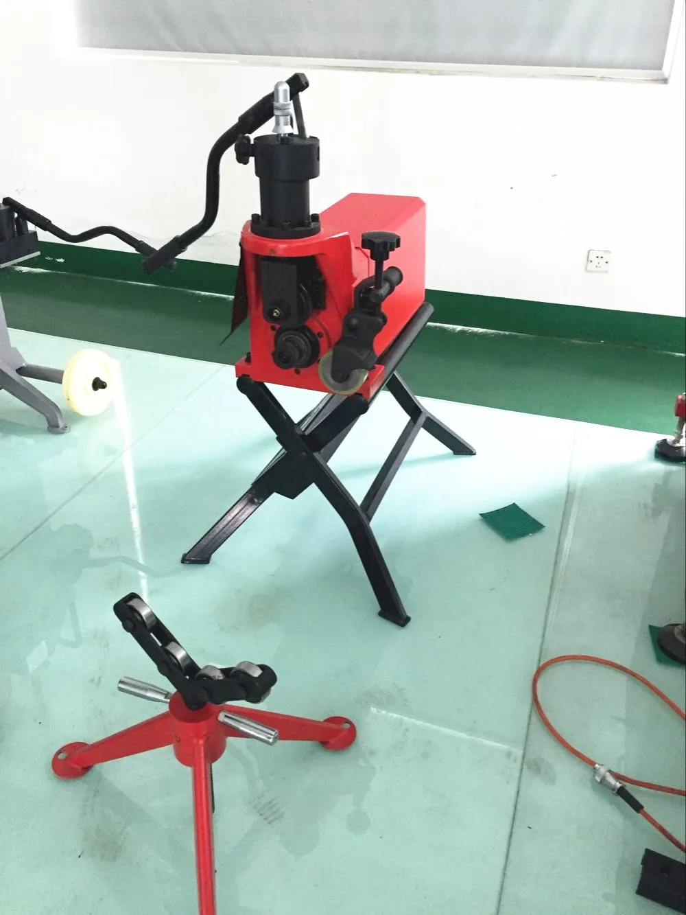 Electric Steel Tube Grooving Machine 18 Inch Pipe Grooving Buy Roll