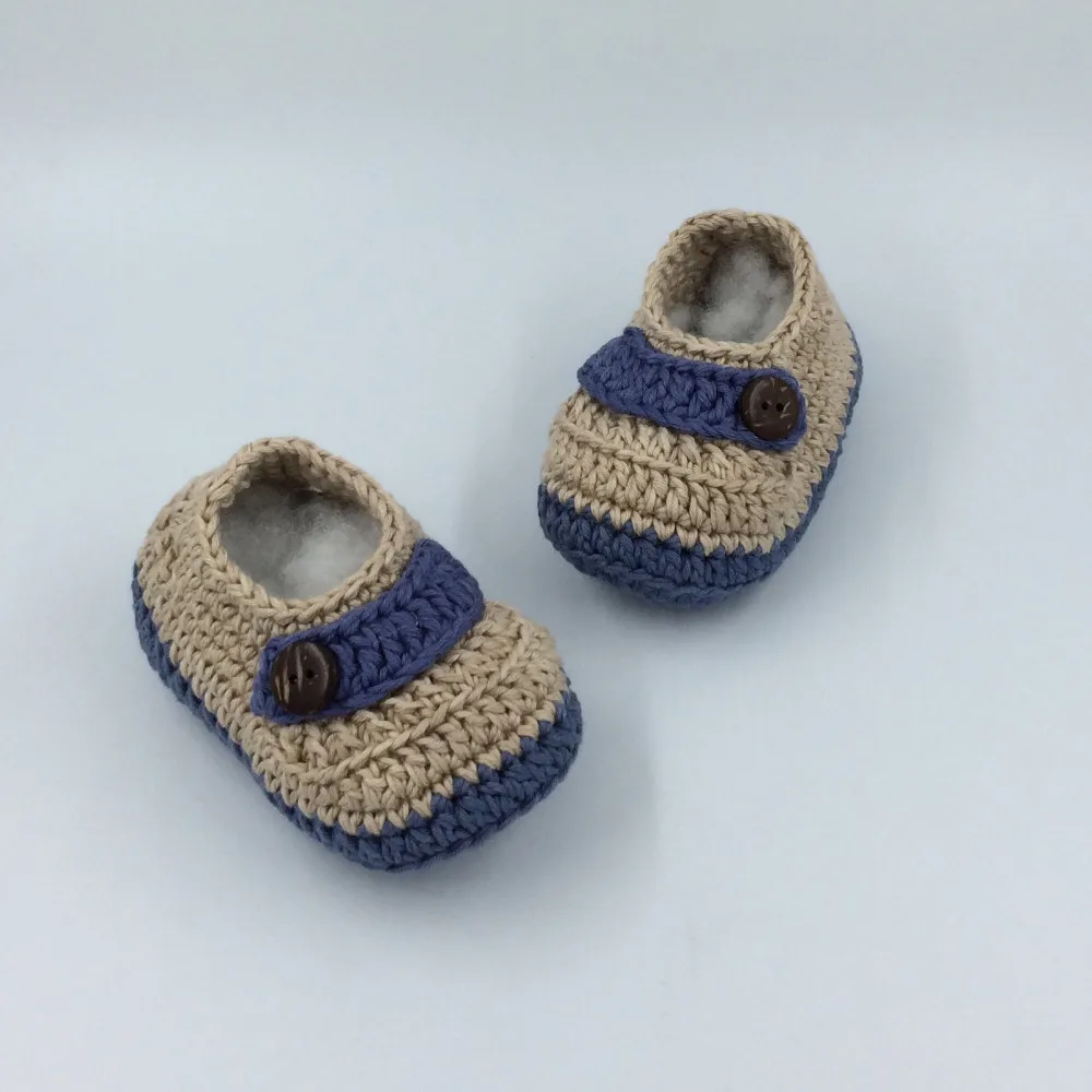 knitted baby boy shoes