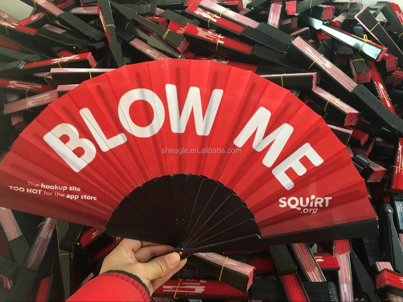 plastic hand fan (1).jpg