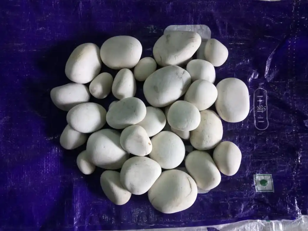 Cheap Price Quartz White Pebbles / Natural River White Big Size Cobbles ...