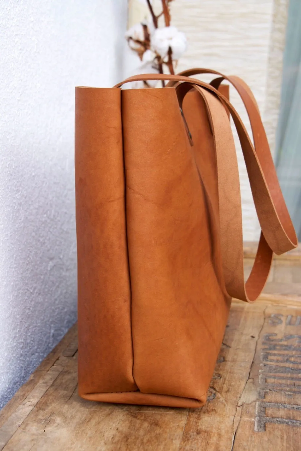 Leather tote Hermès Camel in Leather - 31055587