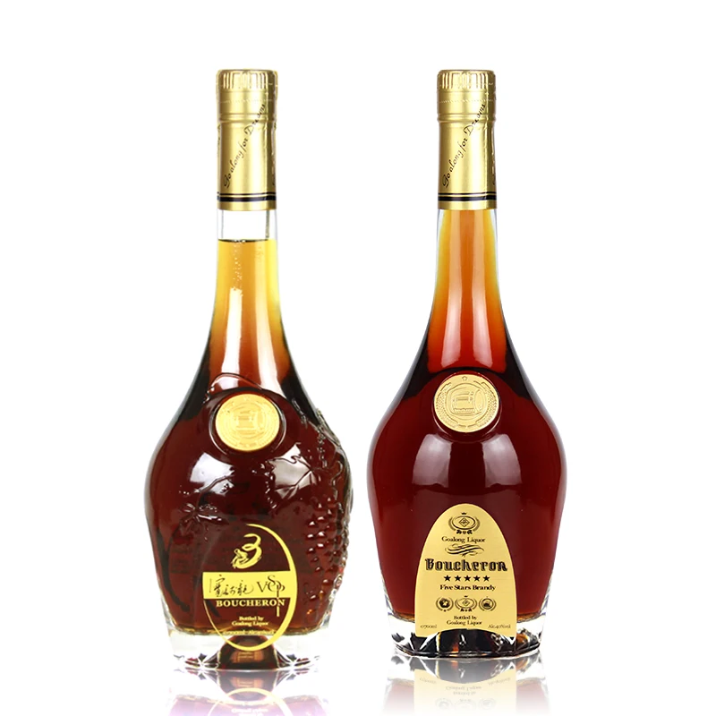 Виноградный бренди. Honey Bee бренди. Максимус виноградный бренди. Honey Bee Premium Brandy. Виноградный бренди VSOP.