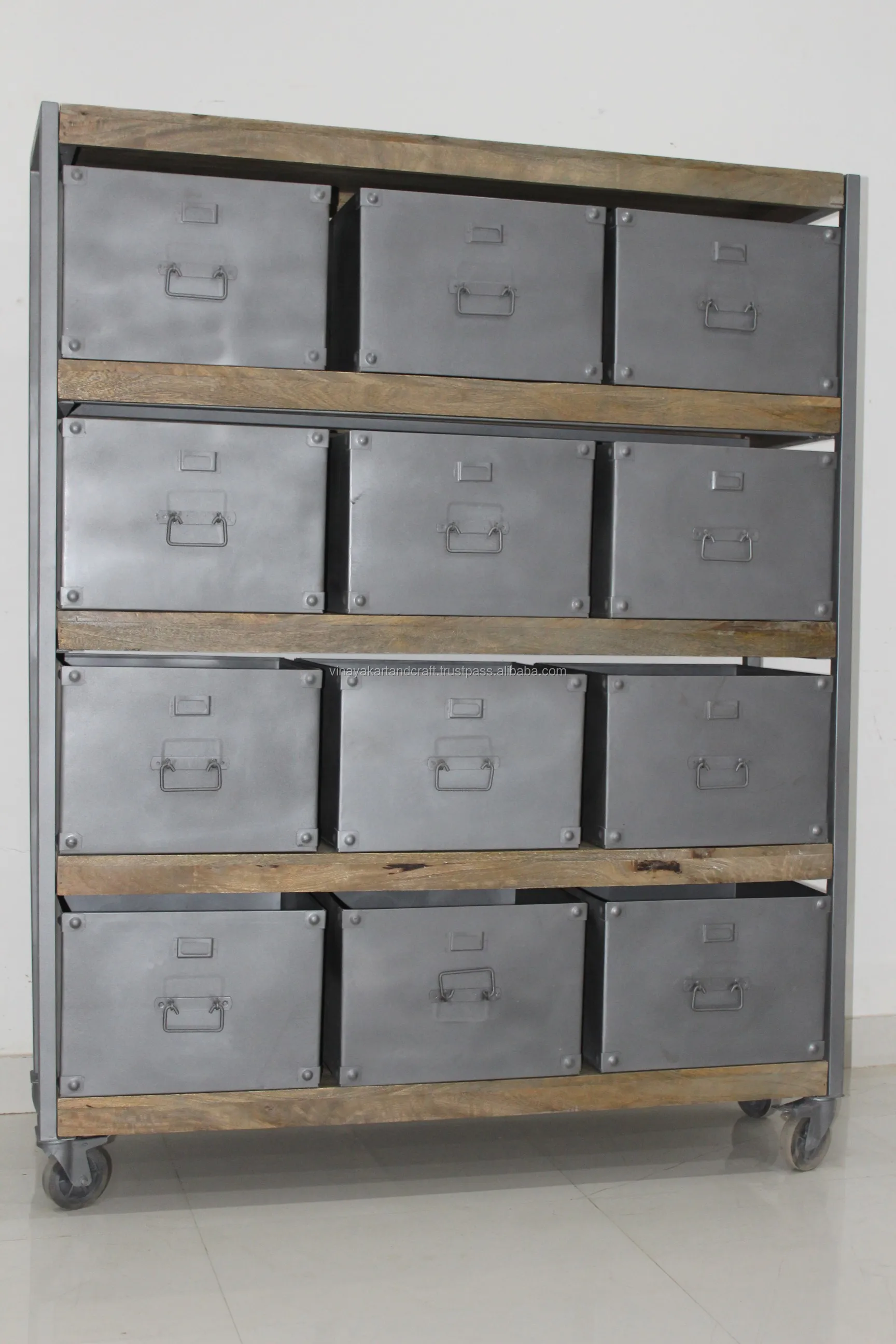 Industrial Chest Of Drawers On Wheels Vintage Industrial Iron Metal 12