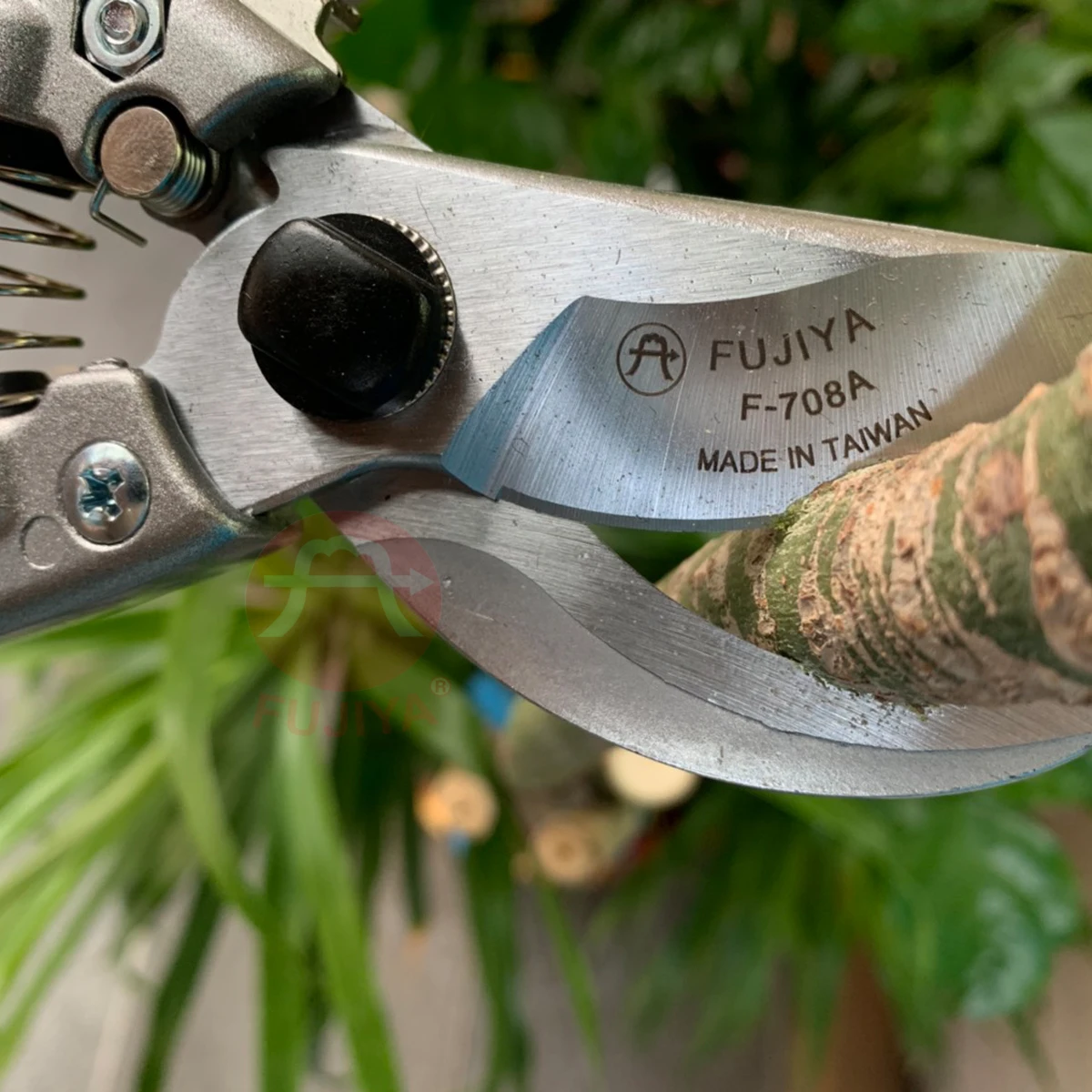 Perfect Bypass Pruning Shears For Cutting Branch L Sk5 Japan Steel