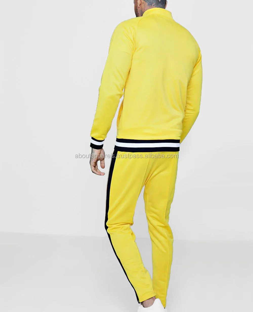 2017 Men Sports Tracksuits - Mens Tracksuits / Sports Track Suits