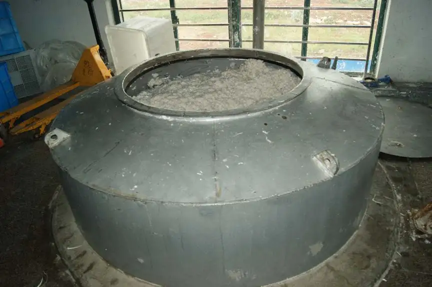 Bagasse pulp hydraulic pulper