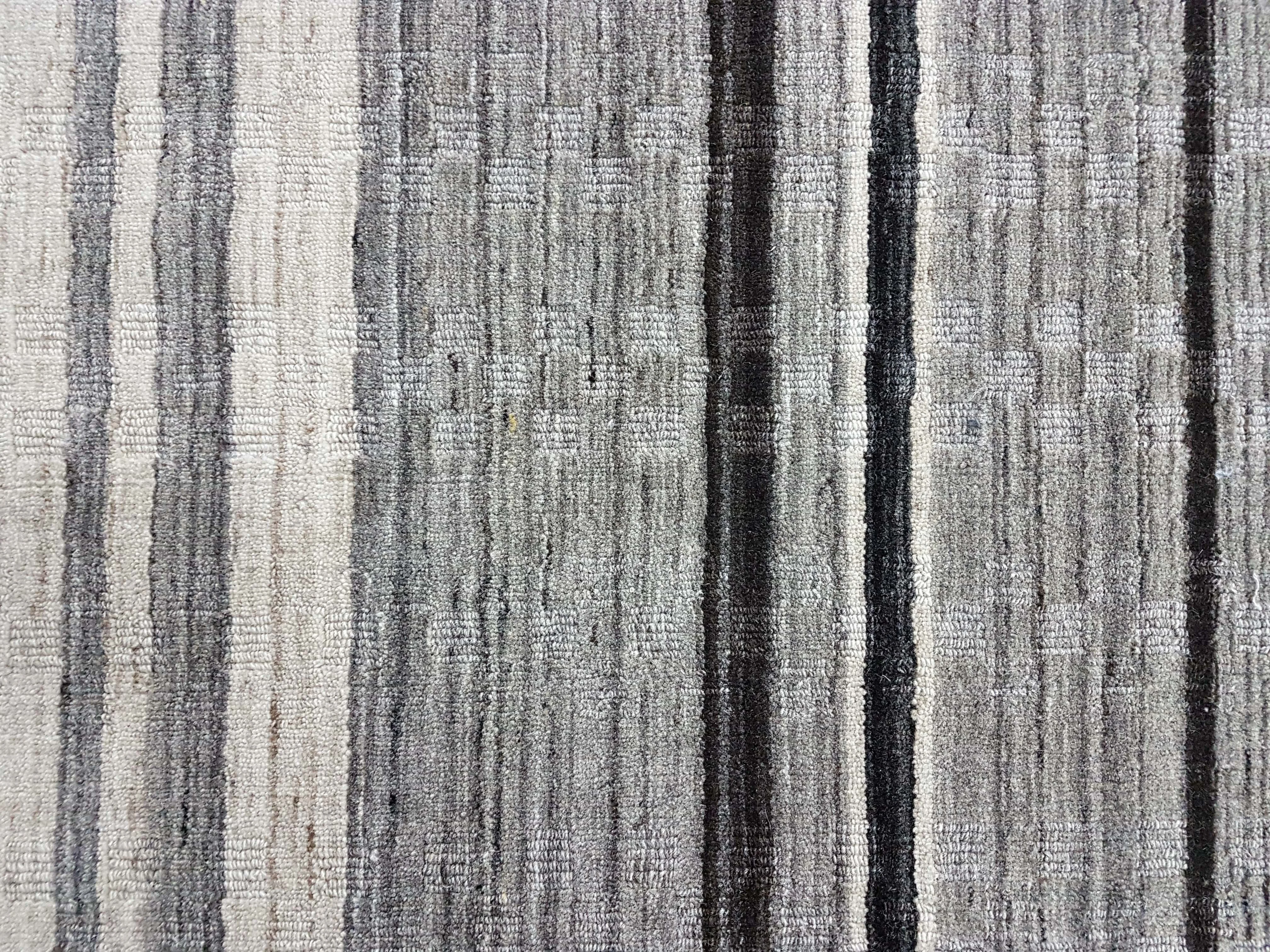 Export Supply High Quality Handmade Elegant Hard Back Handloom Rugs Carpet