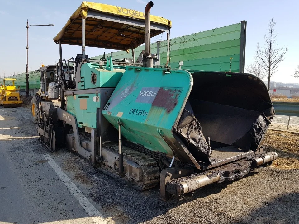
[ Winwin Used Machinery ] Used Asphalt Paver (Finisher) VOGELE S1900 2006yr For sale 