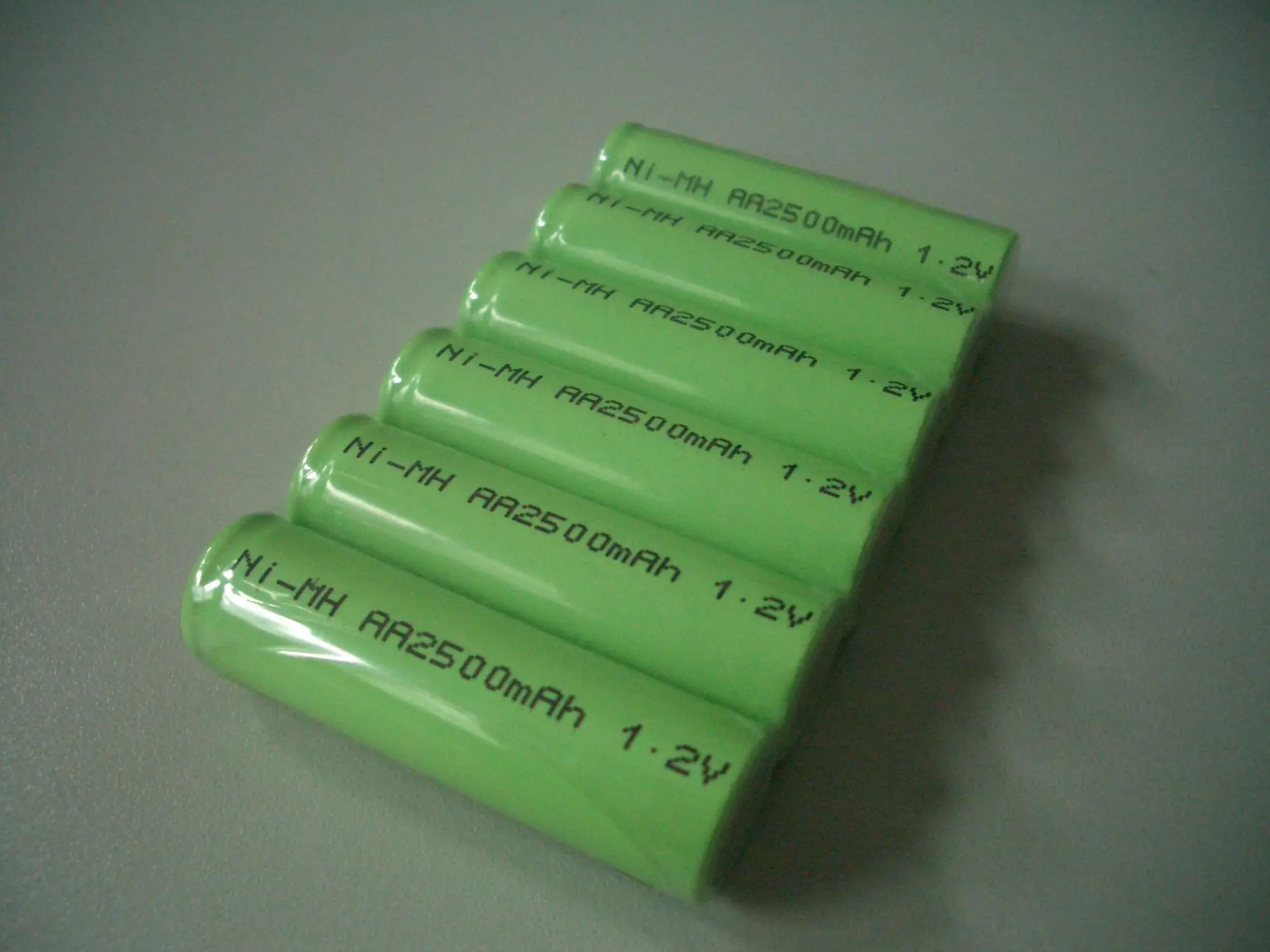 AA 2500MAH.JPG