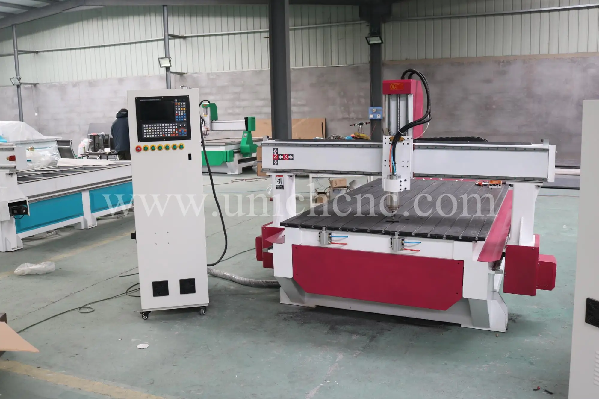 made in China Jinan UNICHCNC 3d router for wood furniture