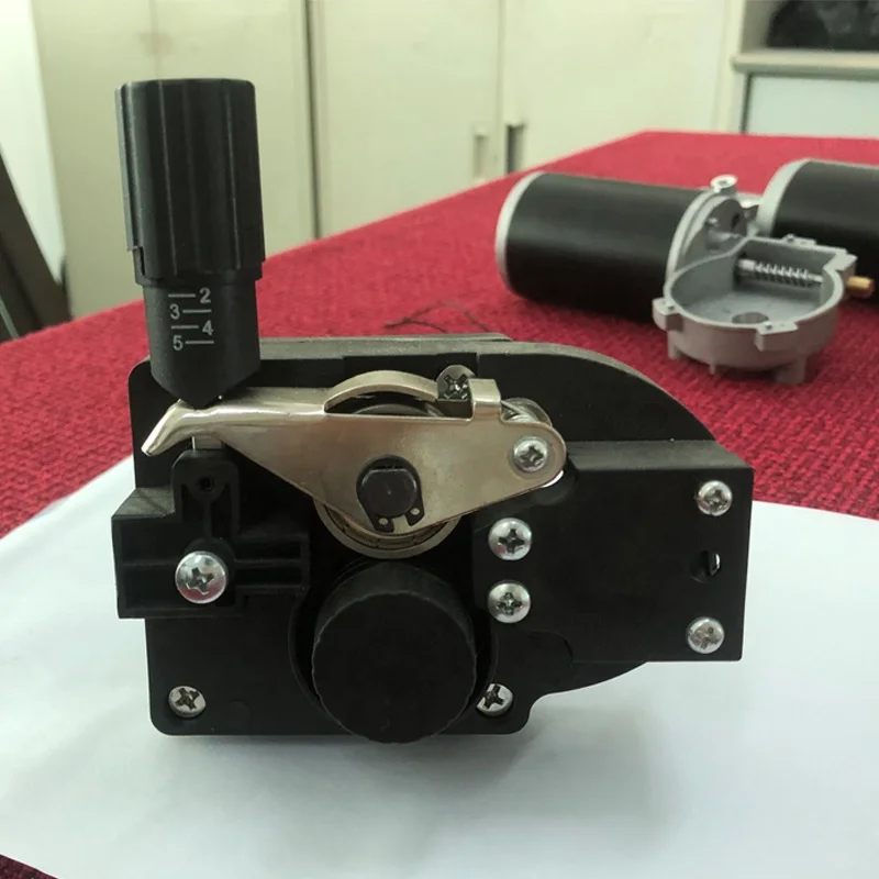 Wire feeder D49S 2.jpg