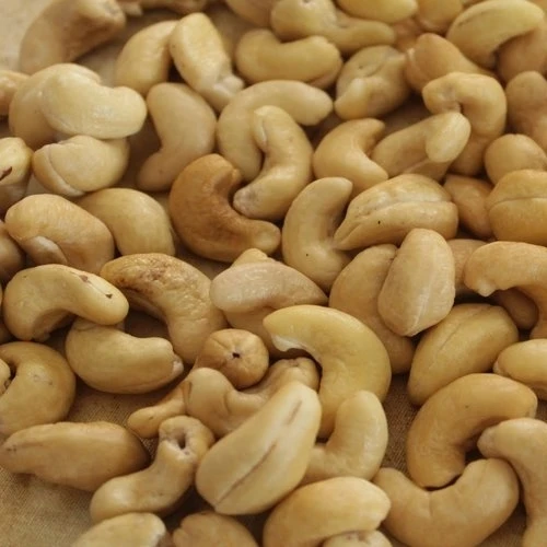 w320 cashew price