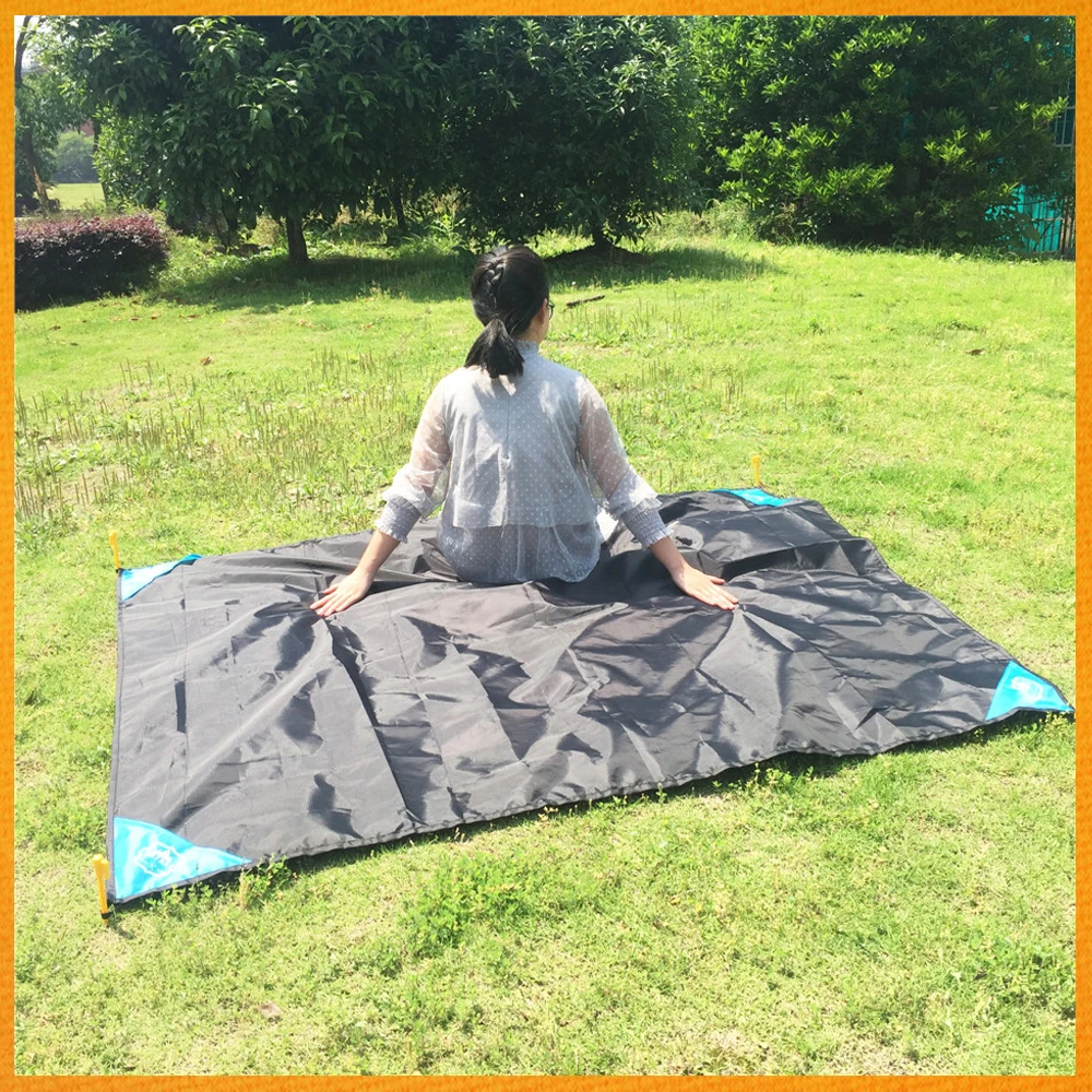 Ss083 2017 Factory Directly Lightweight And Waterproof Pocket Blanket