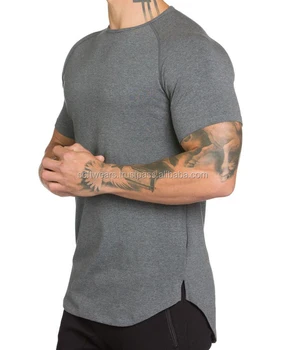 extended hem t shirt