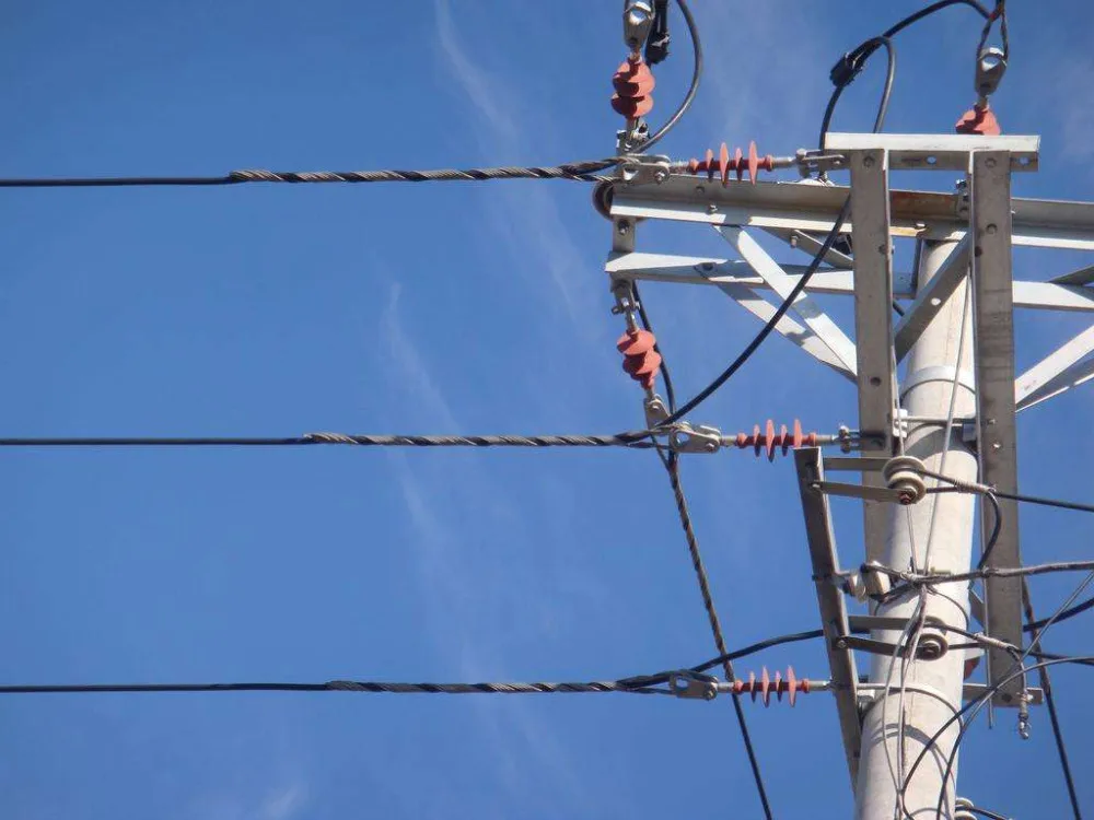 Outdoor Aerial Optical Fibre Cable Clamp Suspension Clamp For Overhead