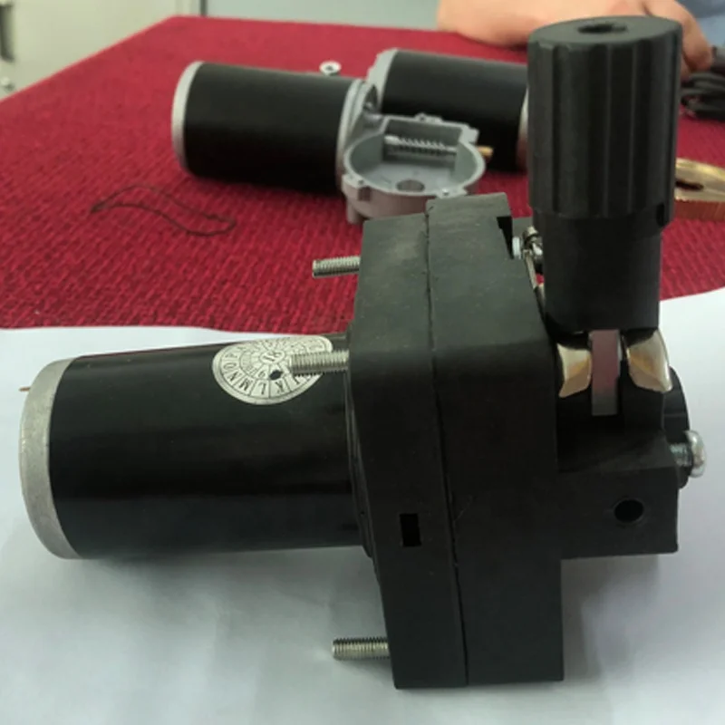 Wire feeder D49S 3.jpg