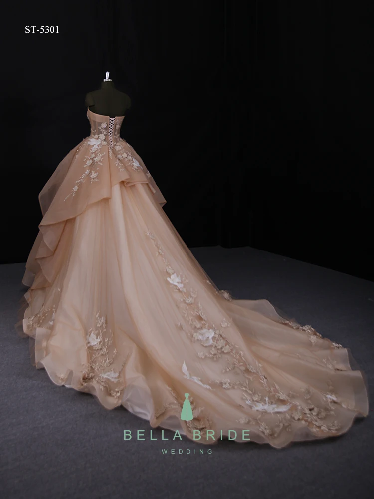 Guangzhou Designer Unique Wedding Dresses Fashion Couture Chocolate Guangzhou Designer Unique Wedding Dresses Fashion Couture Chocolate Gowns Bridal Dressing Gown Custom Plus