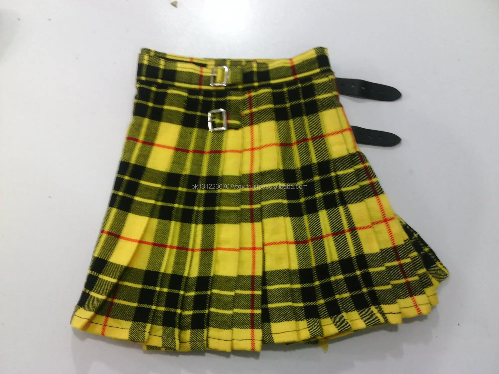 pleated mini kilt