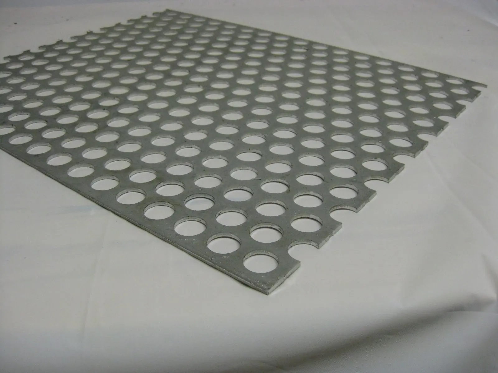 3/16" Aluminum 24" x 24" 3003 Brite Diamond Tread Deck Plate