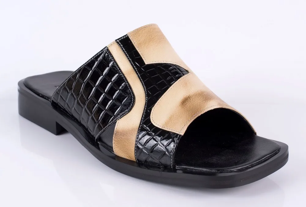 sandal arab