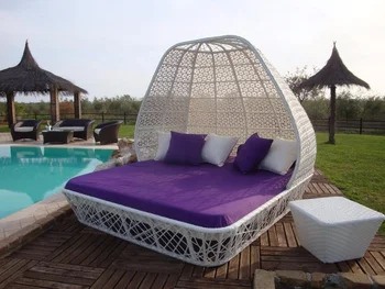 Unik Patio Taman Outdoor Anyaman Rotan Sofa Daybed Outdoor Furniture Double Sun Lounger Double Sunbed Buy Rotan Double Kursi Berjemur Rotan Kolam Renang Chaise Lounge Kursi Rotan Daybed Kolam Product On Alibaba Com