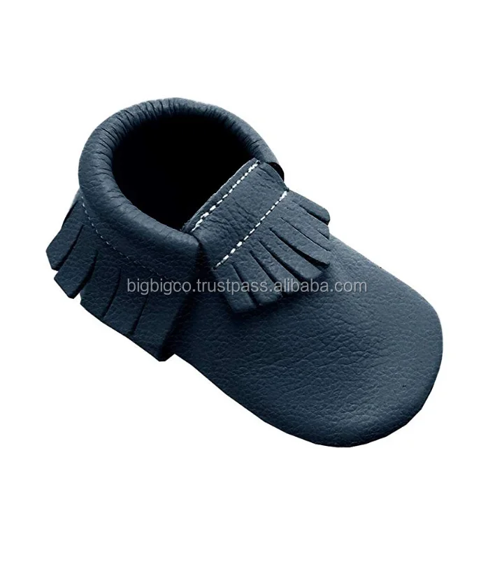 Moccains shoes 2442 (6).png