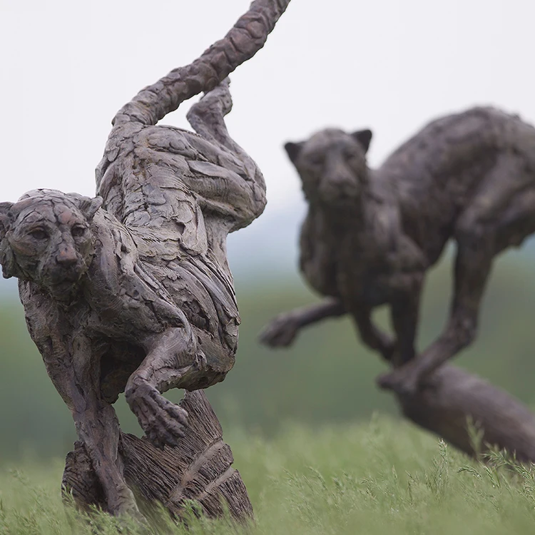 Bronze Cheetah Sculpture Life Size Cheetah Statue for Garden Park