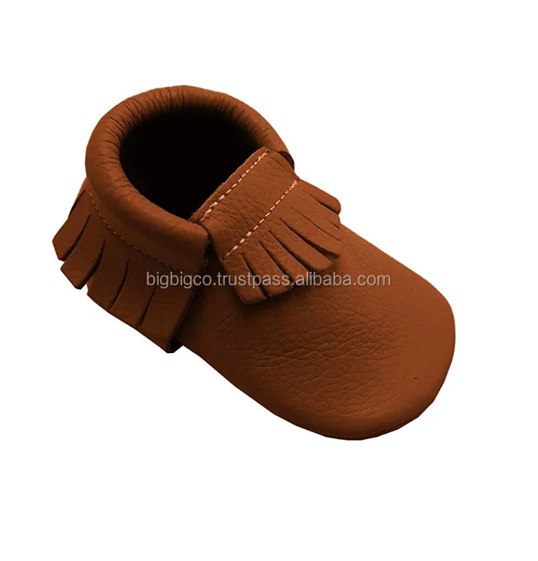 Moccains shoes 2442 (22).png