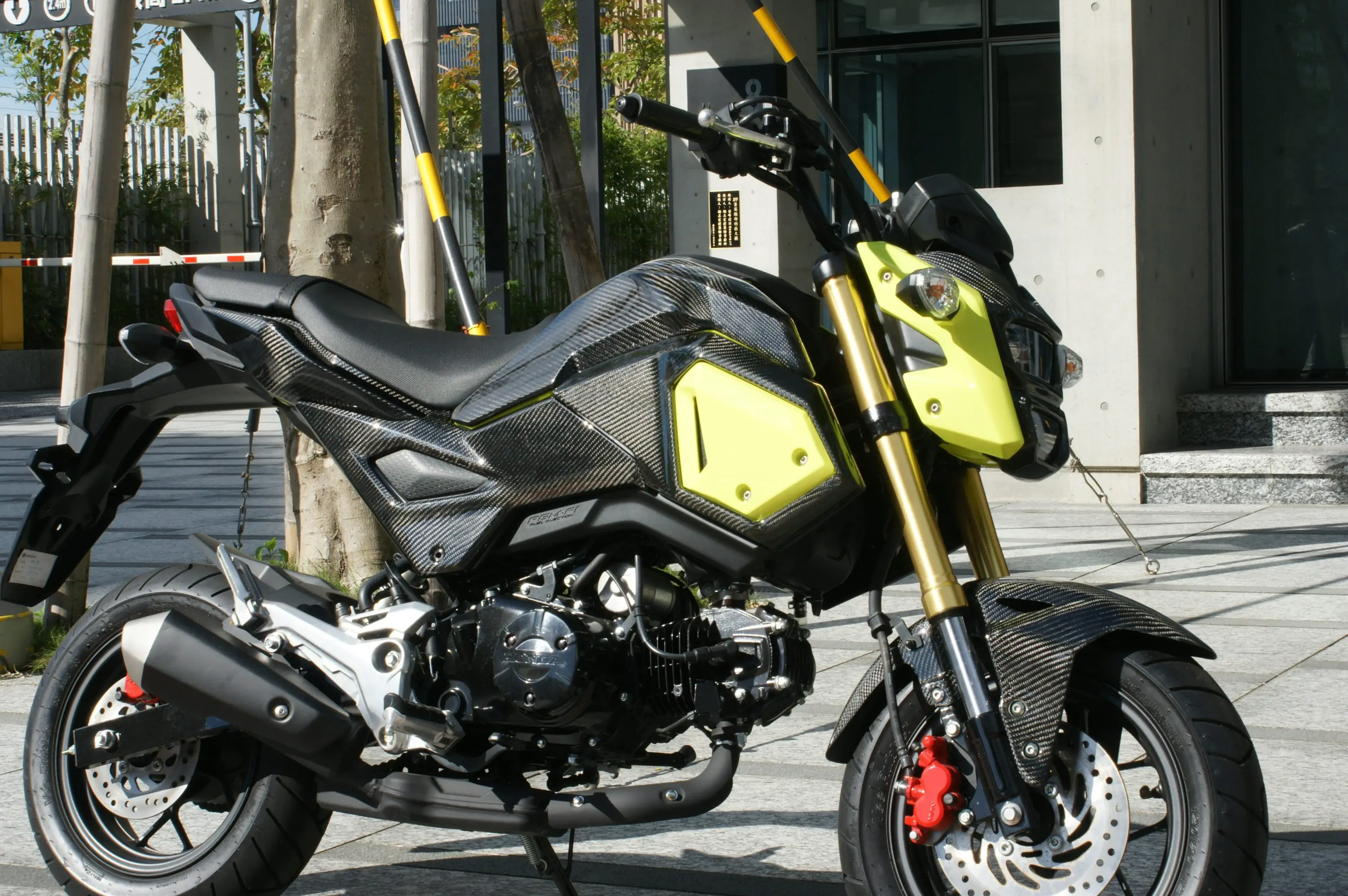 Grom clone clearance 190cc