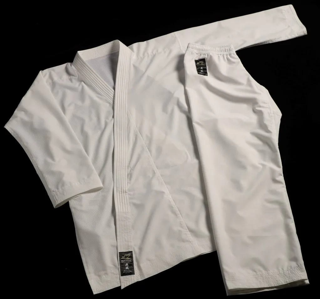 World's Lightest Japanese Karategi,Made Through The Combination Of A Patented Fabric With