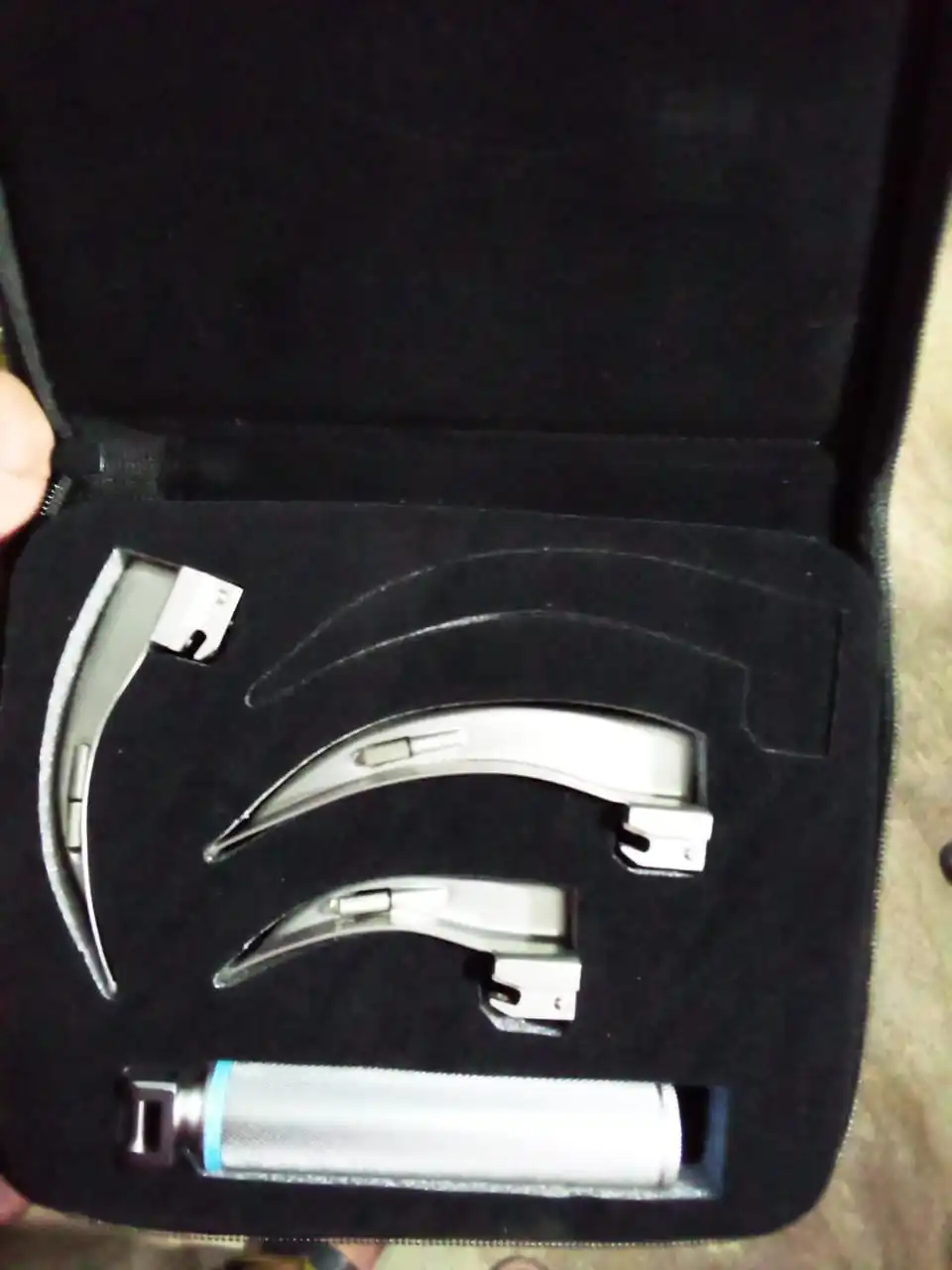 Germany Quality Professional Diagnostic Medical Ent Kit Direct Ear Care Portable Fiber Optic