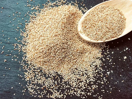 white poppy seed 1.jpg