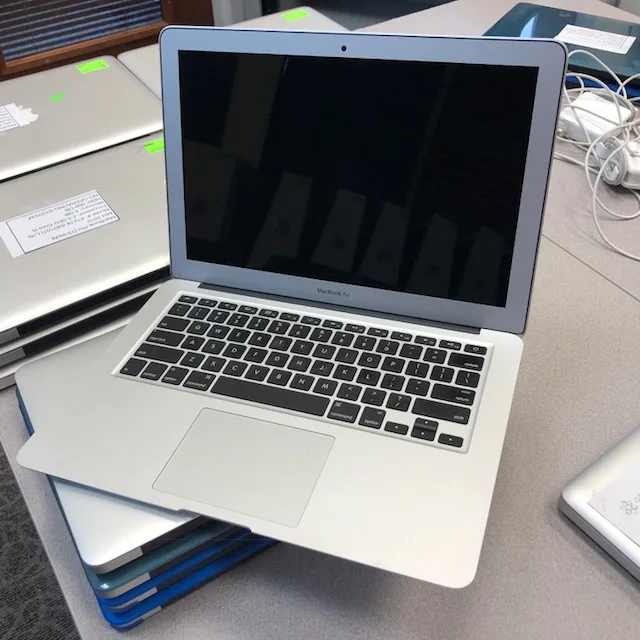 Best Price Usa,Dubai,Uk,And European Fairly Used Laptops Buy Cheap