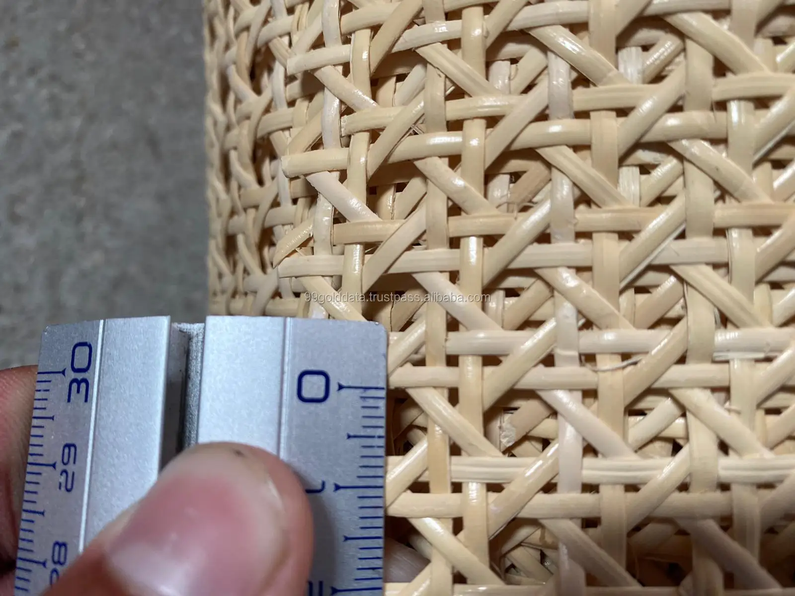 Vietnam Manufacture Natural Weave Rattan Sheet Natural Closed Weaving