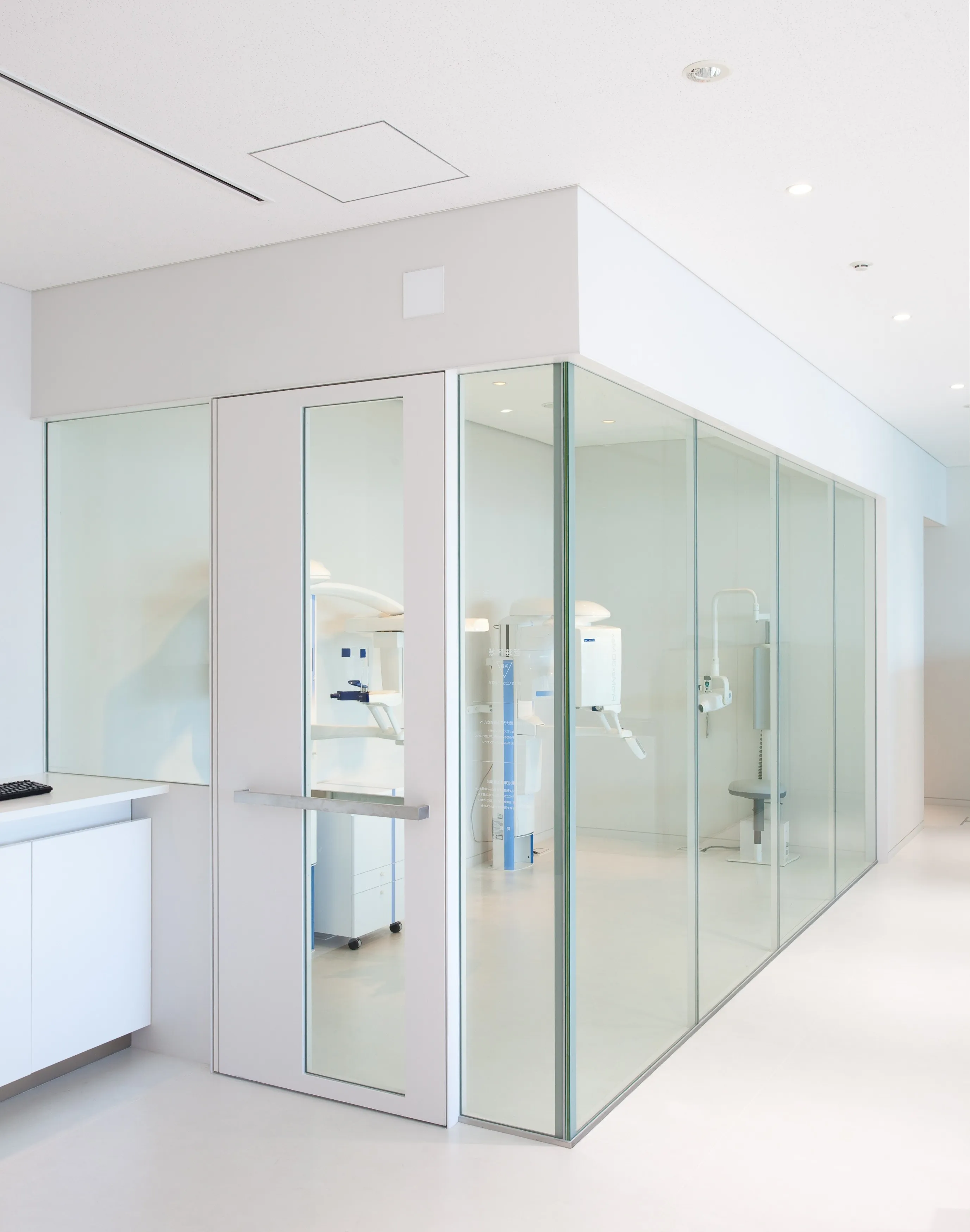 15mm Radiation Protection Lead Glass X Ray Proof Glass 200mm X300mm