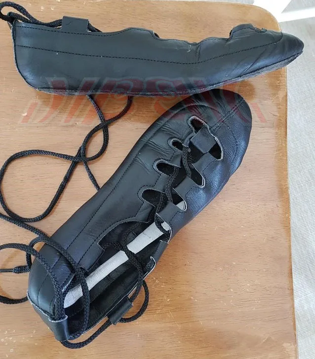 Irish Pump Shoes 02.jpg