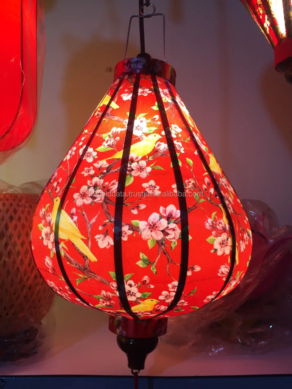 Hoi An Big Silk Lanterns 60cm Vietnamese Lanterns For Decorating